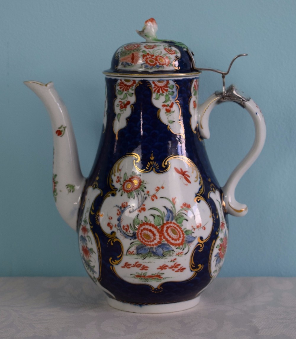 Superb First Period Worcester Coffee Pot c.1765 Blue Scale Polychrome Enamels Flowers Kakiemon Dr Wall Early