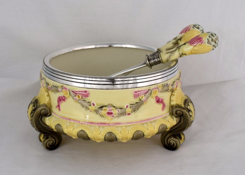 Victorian Wedgwood Majolica Argenta Salad Bowl & Servers Yellow