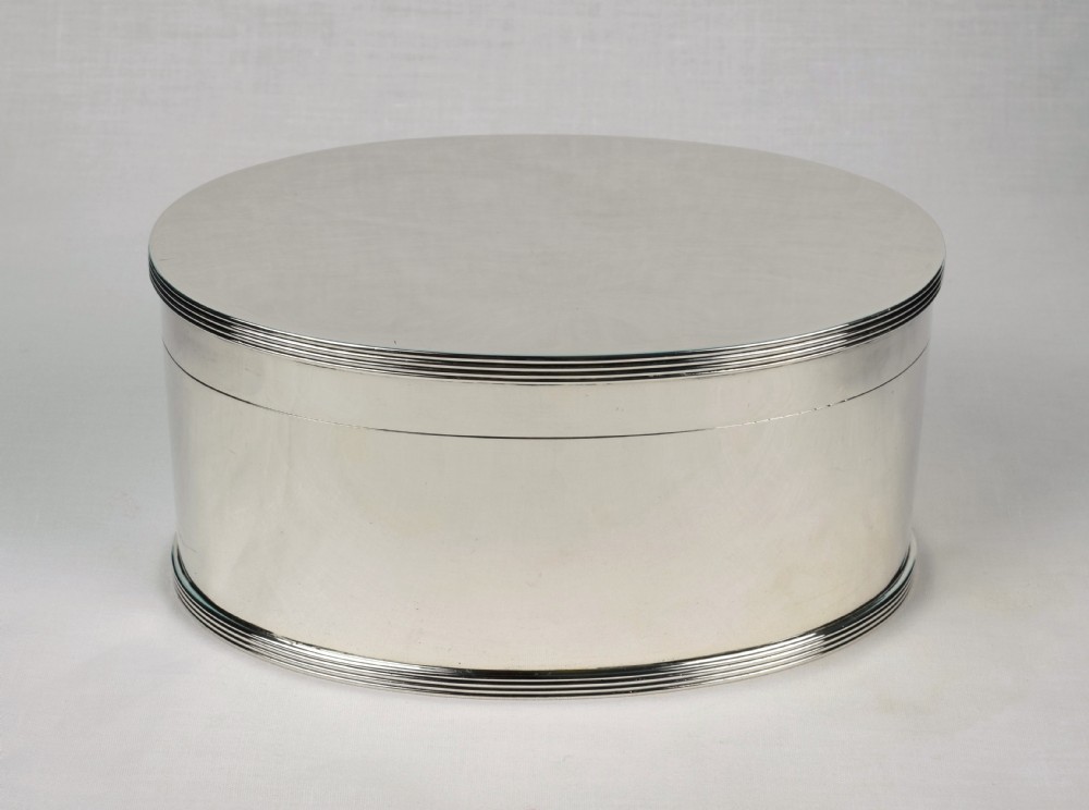 Art Deco Sterling Silver Biscuit Wafer Box Goldsmiths & Silversmiths Co.