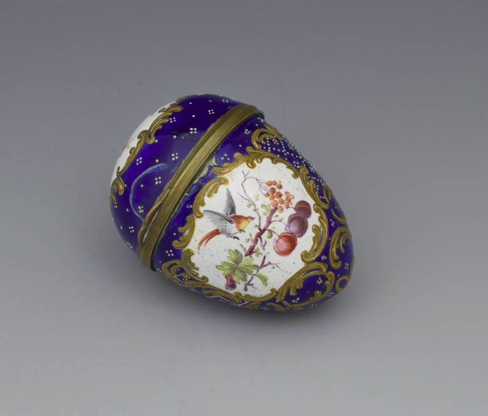 18thC South Staffordshire Enamel Bonbonniere Birds & Fruit