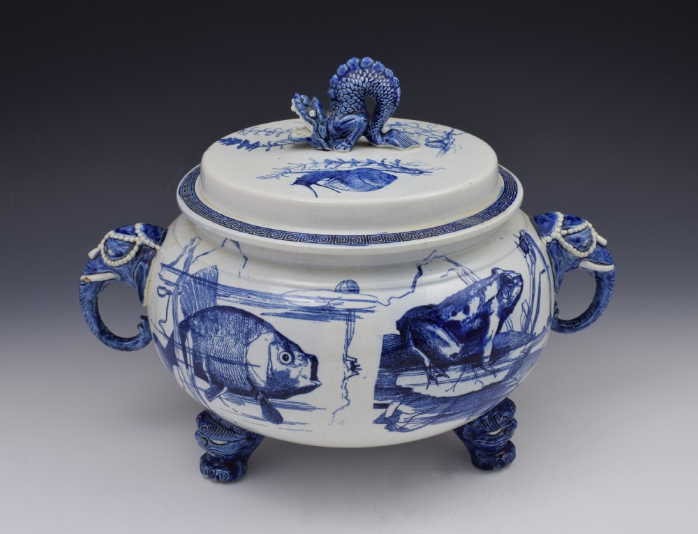 19thC Choisy Le Roi Hippolyte Boulenger & Co Large Soup Tureen Thai Pattern French Faience