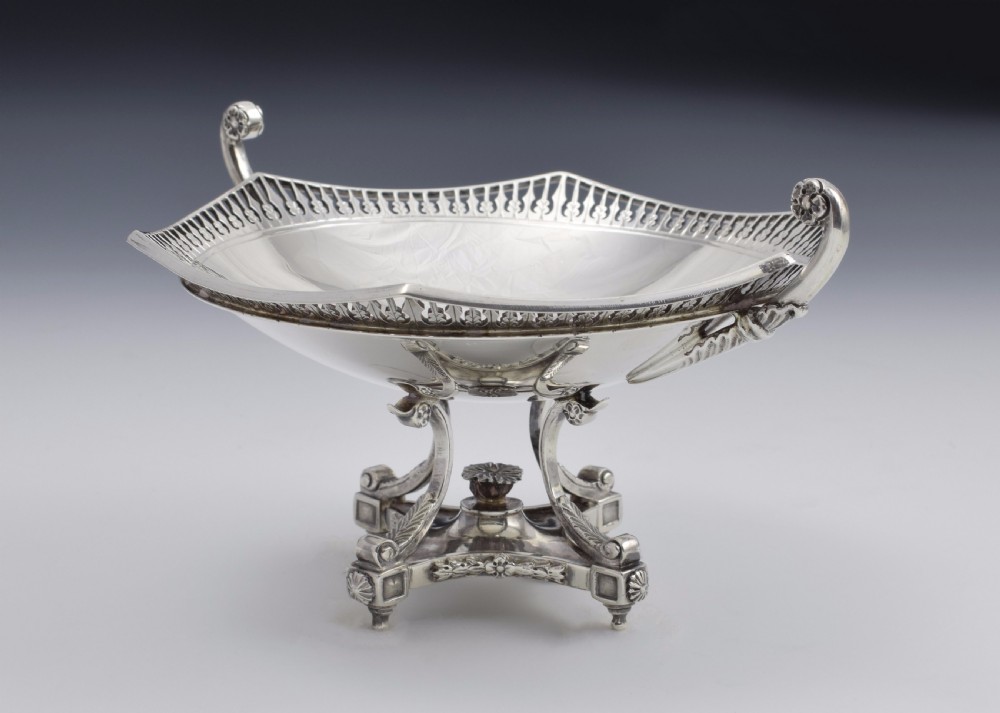 Fine Ornate Pair George V Silver Sweetmeat Dishes D&M Davis View VIII