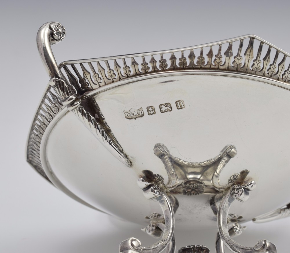 Fine Ornate Pair George V Silver Sweetmeat Dishes D&M Davis View XIII