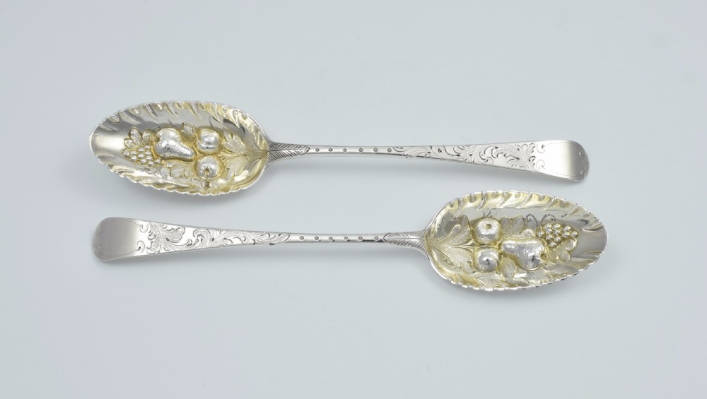 George III Pair Silver Gilt Berry Spoons 1778 London William Cattell View VIII