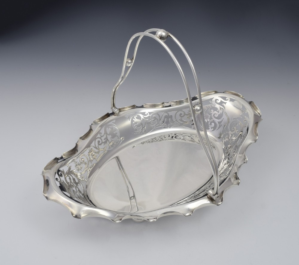 George V Silver Table Bread Basket Alexander Clark & Co. Sheffield 1920