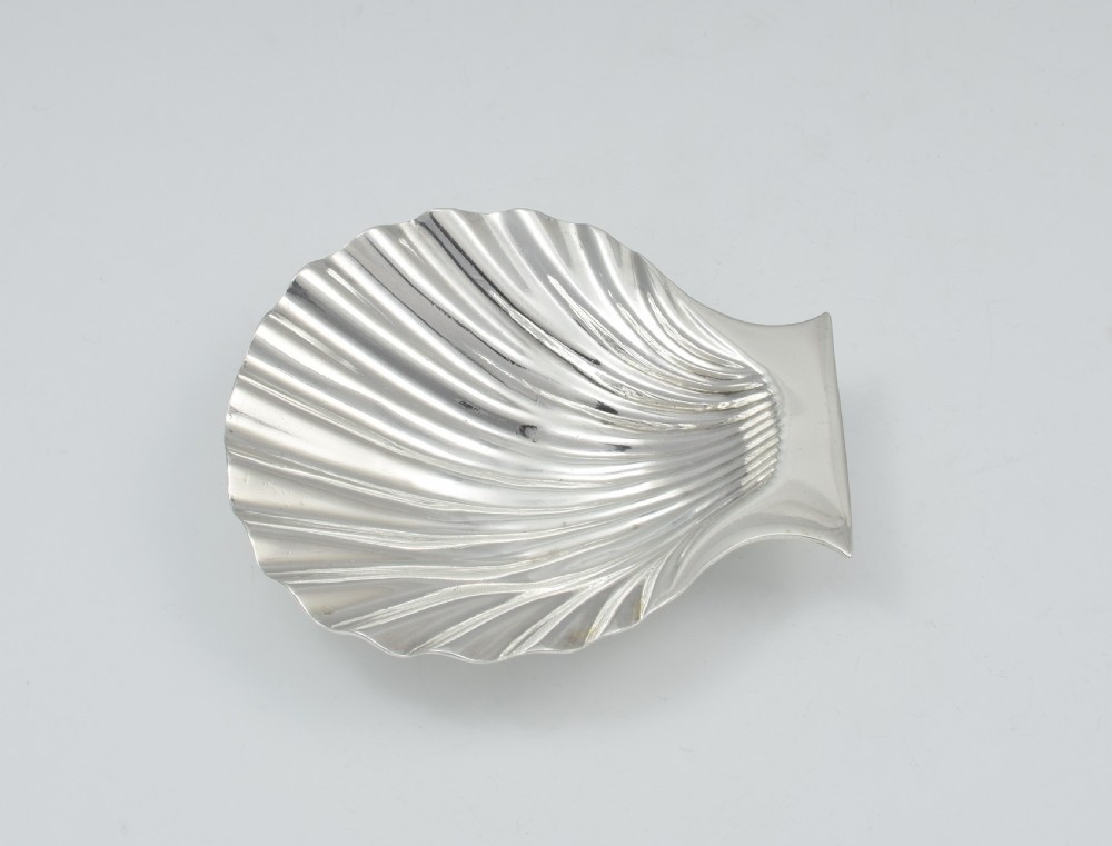 Unusual George II Silver Scallop Shell Butter Dish Peter Archambo I View IV