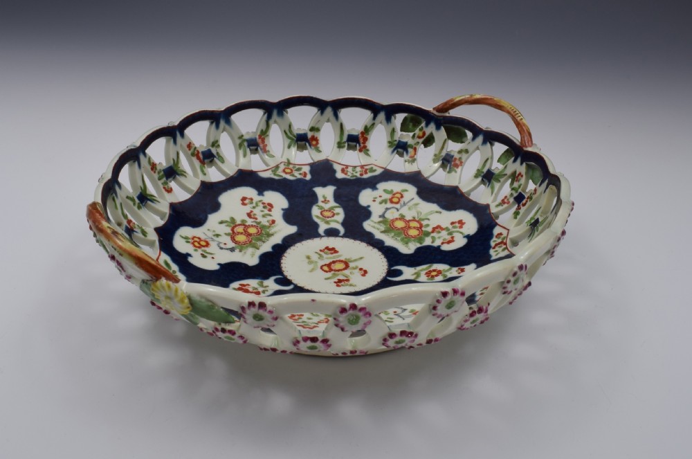 First Period Worcester Porcelain Large Scale Blue Basket c.1770 View V