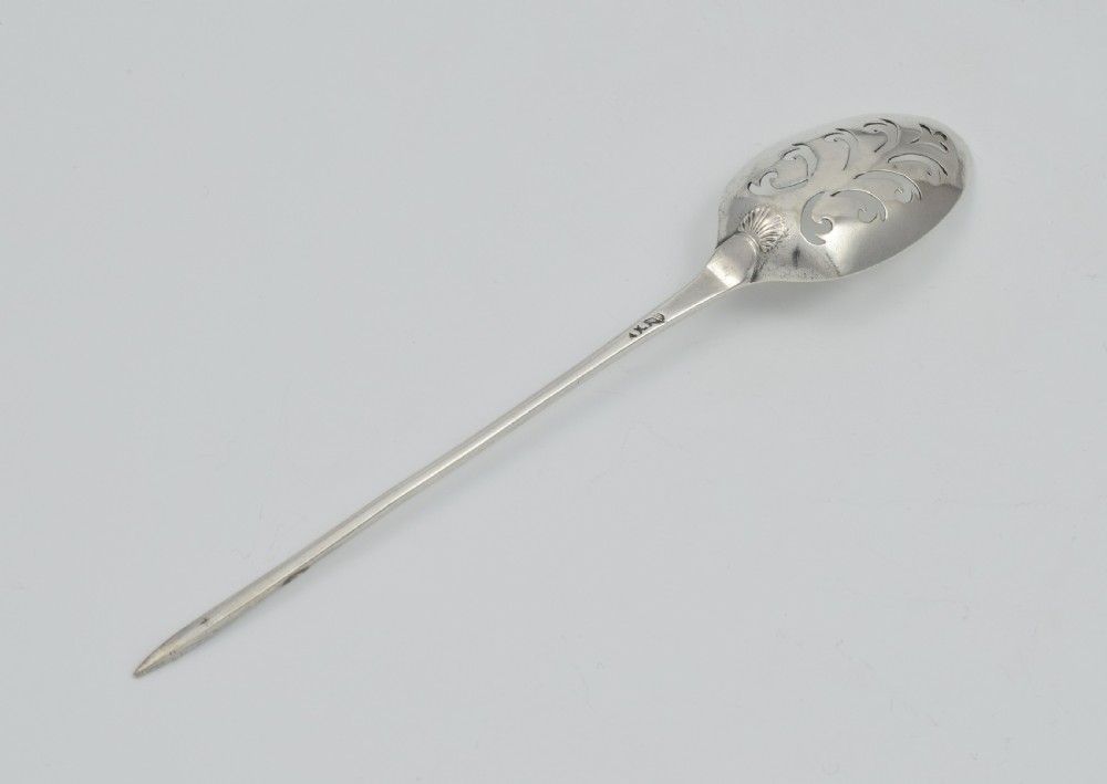George II Shell Back Silver Mote Spoon c.1730 View V