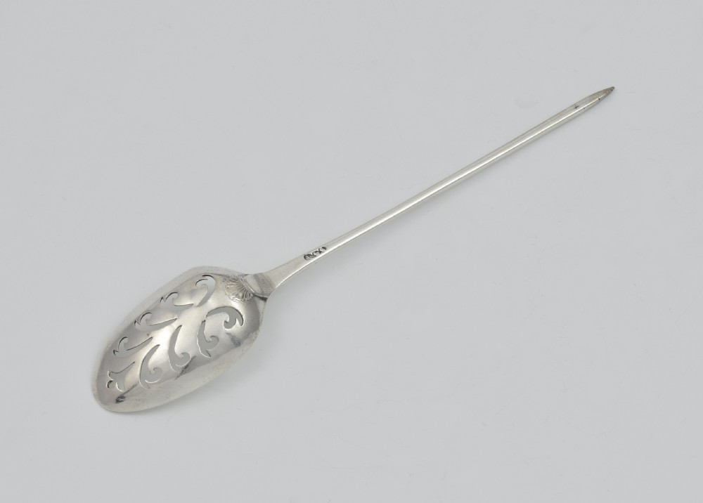 George II Shell Back Silver Mote Spoon c.1730 View VII
