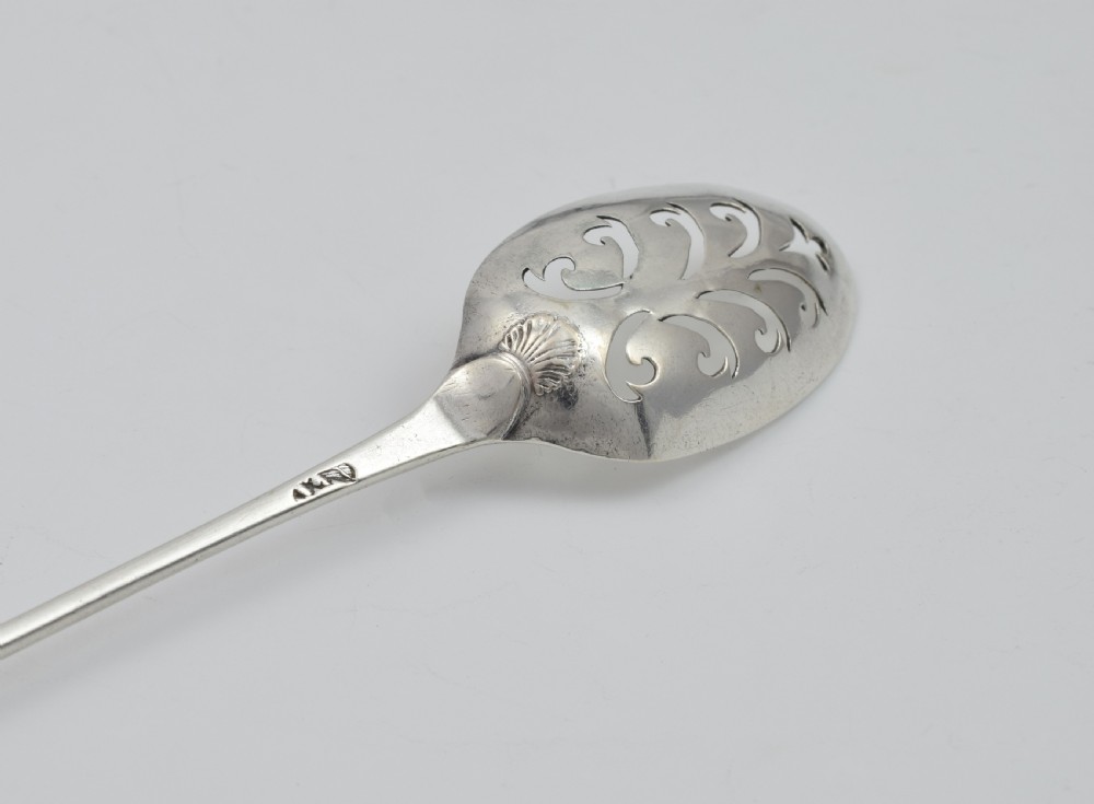 George II Shell Back Silver Mote Spoon c.1730 View IX