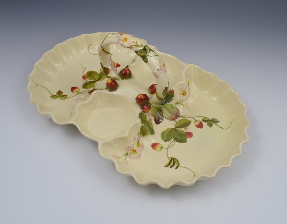 Victorian George Jones 4 Piece Strawberry Server Set View V