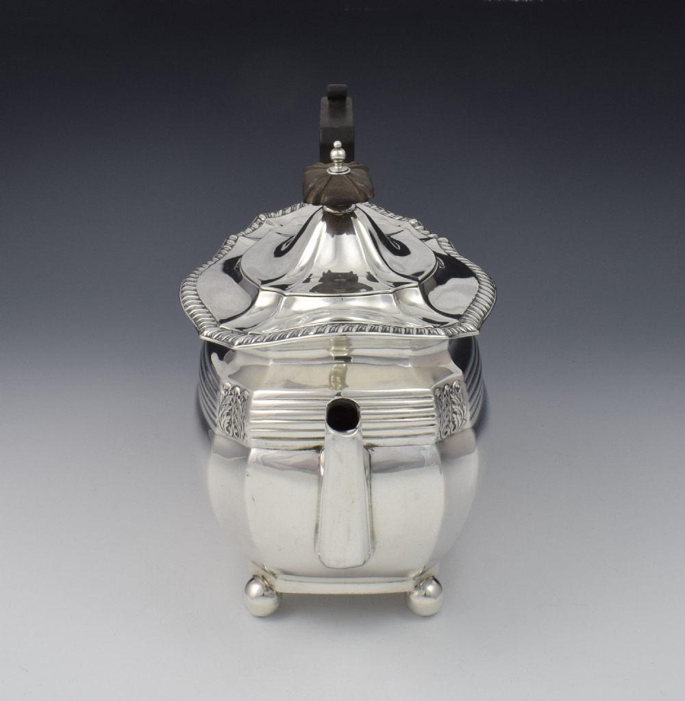 Edwardian Silver Art Nouveau Teapot Walker & Hall Teapot Sheffield 1908  View IV