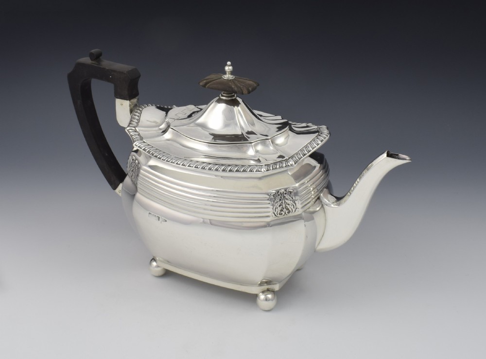 Edwardian Silver Art Nouveau Teapot Walker & Hall Teapot Sheffield 1908  View V