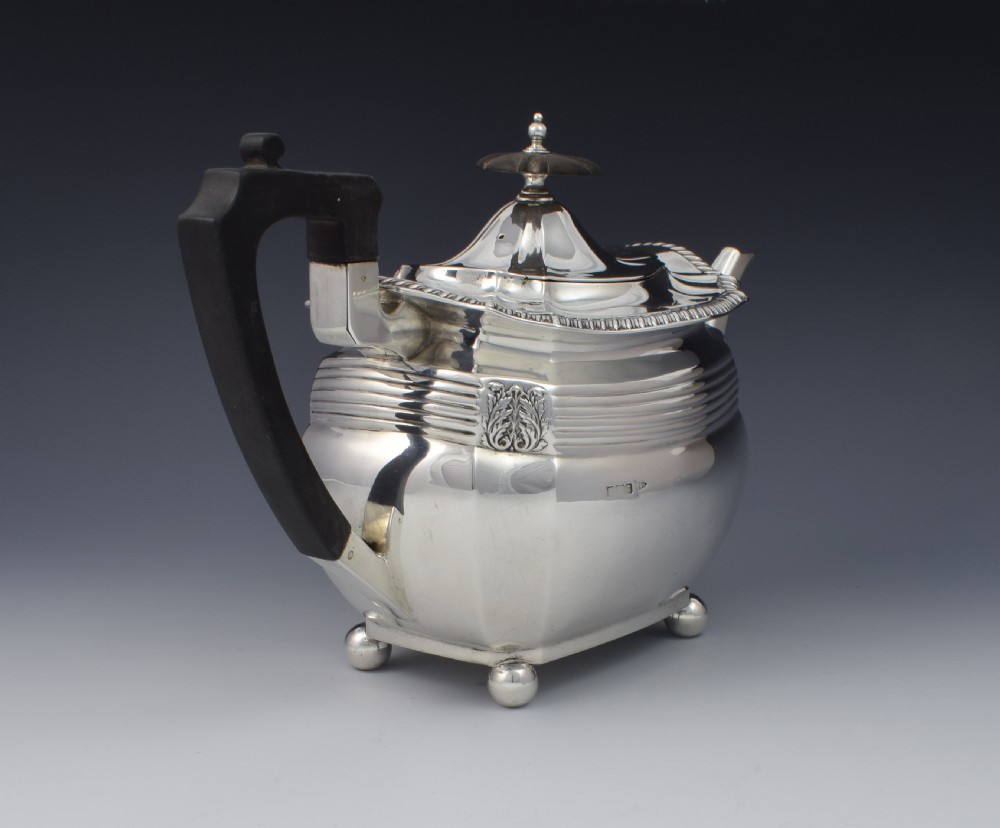 Edwardian Silver Art Nouveau Teapot Walker & Hall Teapot Sheffield 1908  View IX