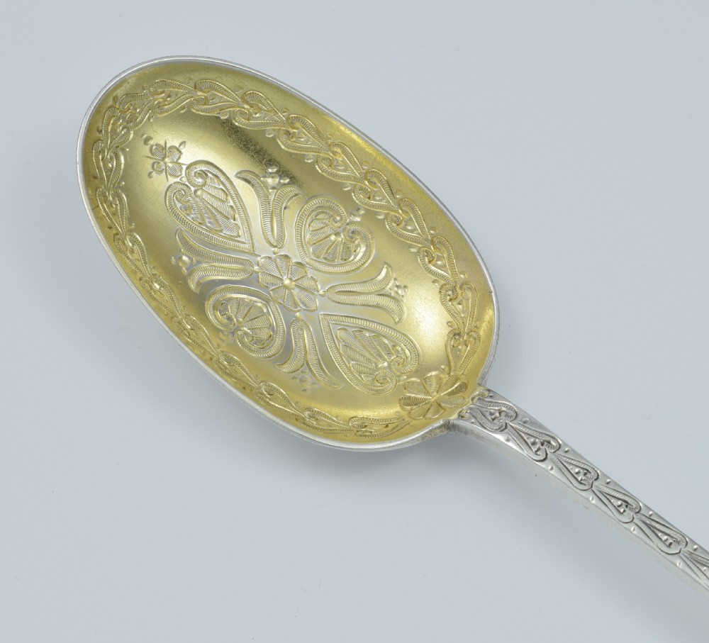Fine Set 6 Victorian Parcel Gilt Aesthetic Style Silver Dessert Spoons View XI