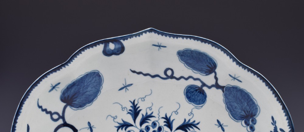 First Period Worcester Rubber Tree Plant Compotier Kidney Dish c.1770 View II
