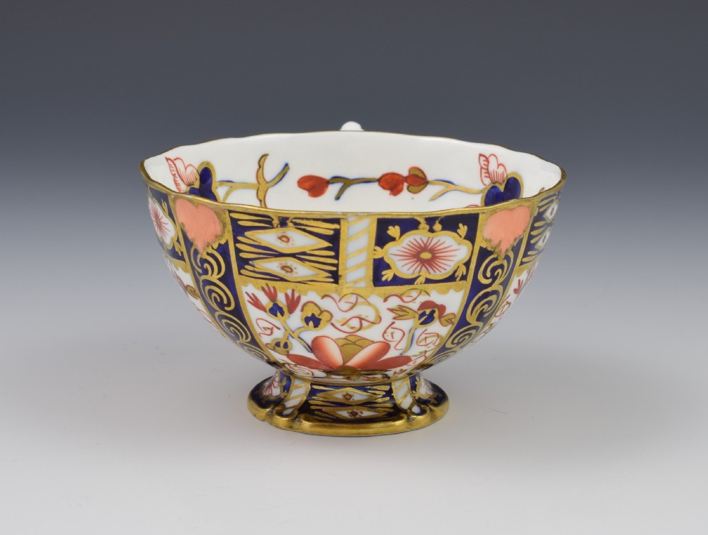 Royal Crown Derby Imari Tea Cup & Saucer Pattern 6947 View V
