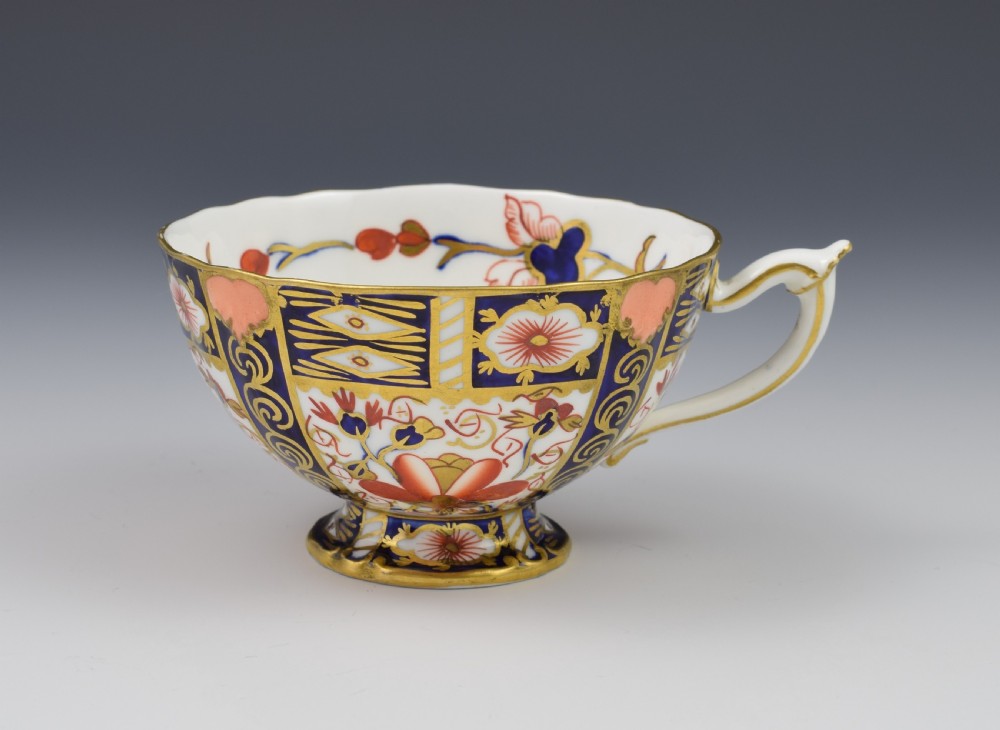 Royal Crown Derby Imari Tea Cup & Saucer Pattern 6947 View VI