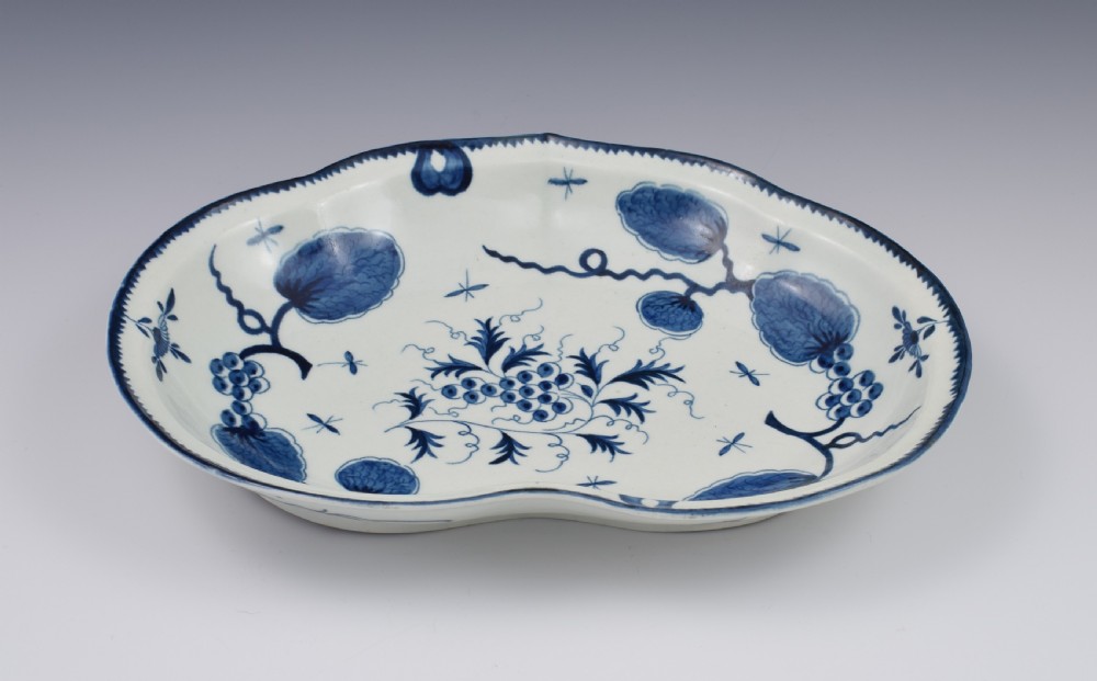 First Period Worcester Rubber Tree Plant Compotier Kidney Dish c.1770 View VI