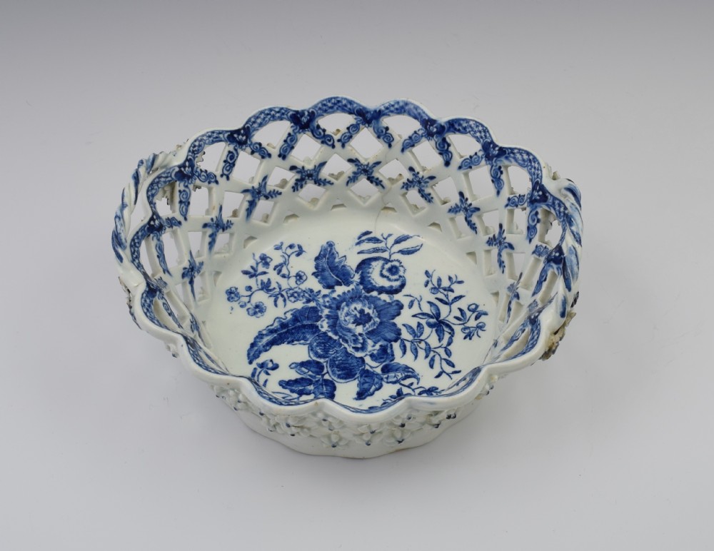 Lowestoft Porcelain Chestnut Basket Pine Cone Pattern
