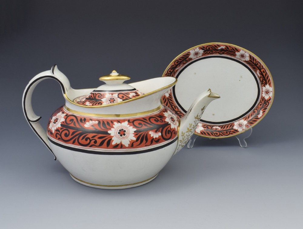 Regency Miles Mason Low Oval Porcelain Teapot & Stand, c.1810