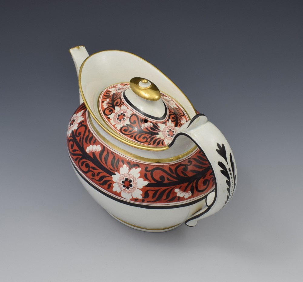 Regency Miles Mason Low Oval Porcelain Teapot & Stand, c.1810 View IV