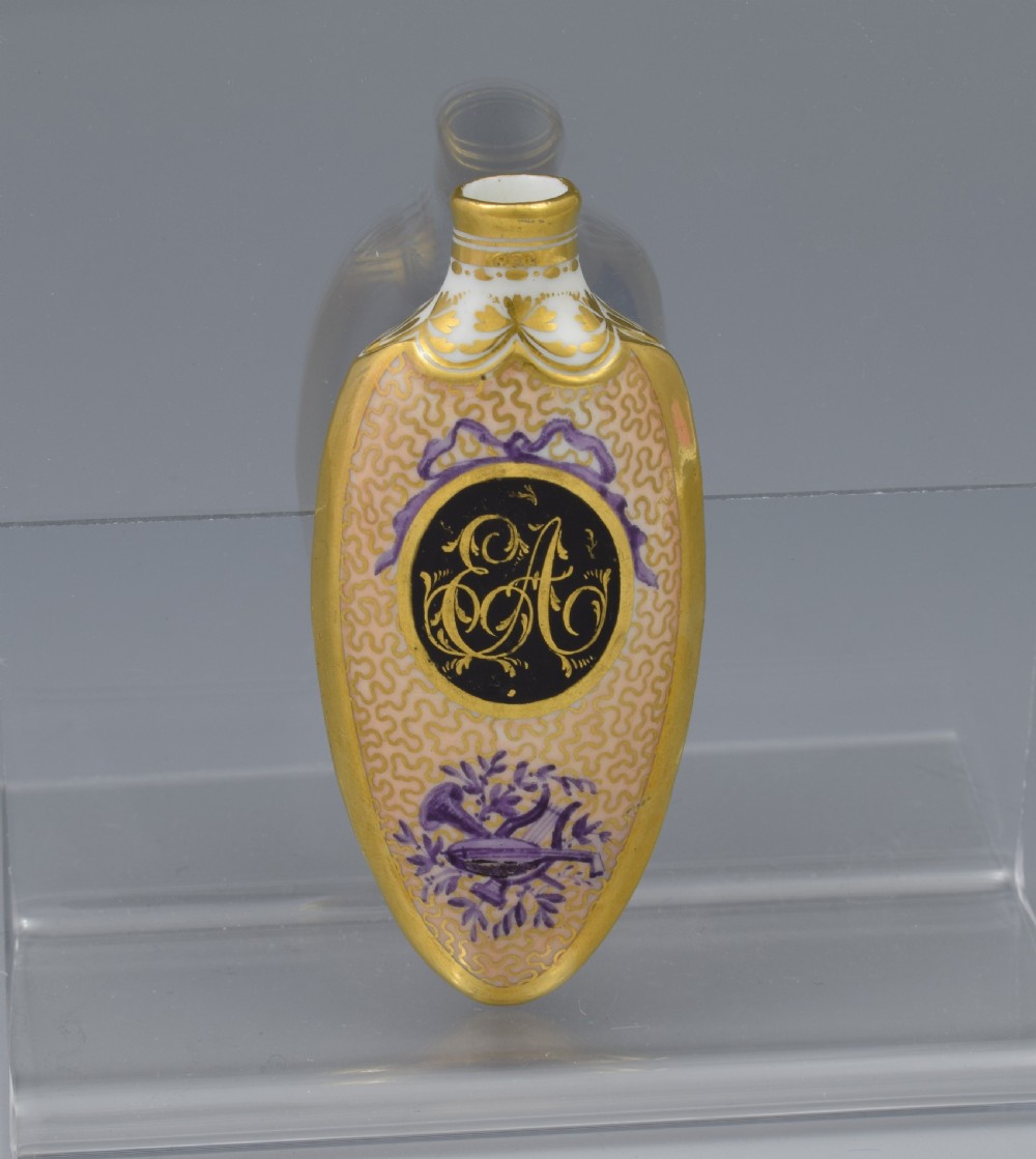 Early 19th Century Chamberlain Worcester Scent Perfume Bottle View IV