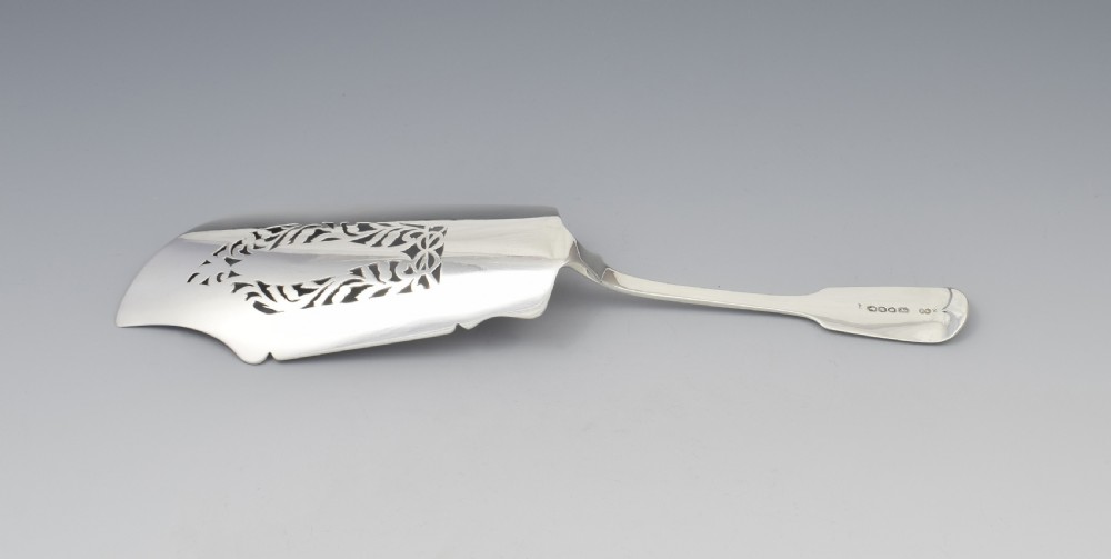 Early Victorian Pierced Silver Fish Server Slice 1840 View IX