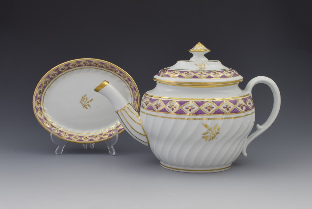 Pretty Georgian Coalport Shanked Teapot & Stand c.1800