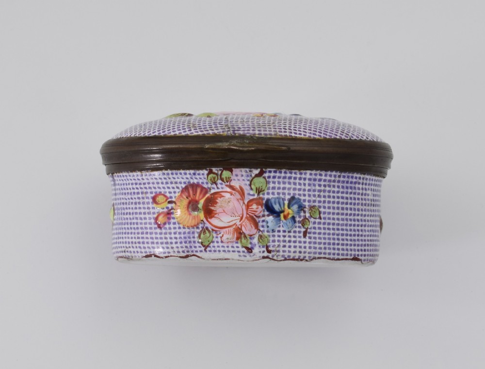 18thC Staffordshire Bilston Enamel Gingham Ground Patch Box View VII
