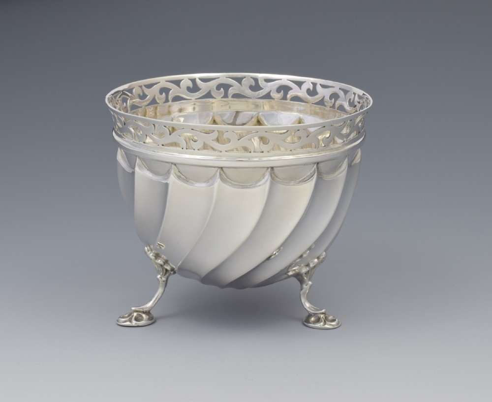 Pretty Edwardian Silver Wrythen Sugar Bowl  View II