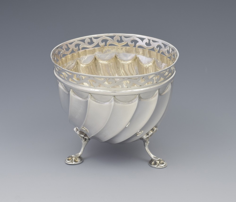 Pretty Edwardian Silver Wrythen Sugar Bowl  View IV