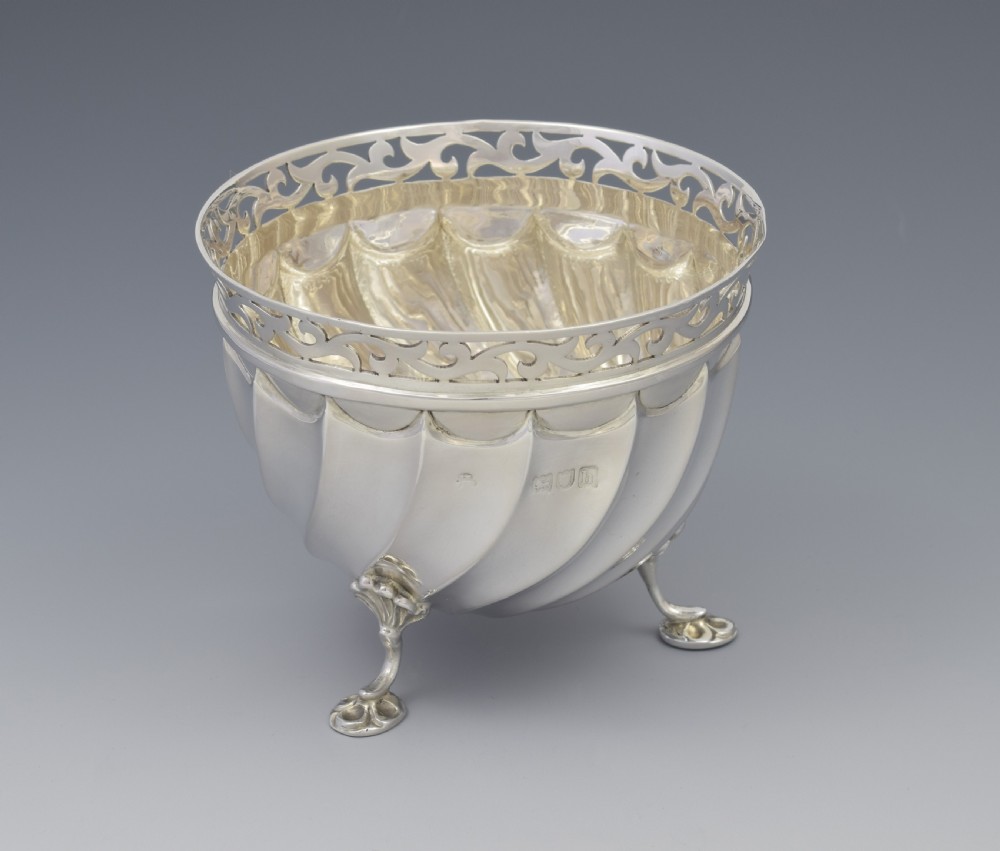 Pretty Edwardian Silver Wrythen Sugar Bowl  View V