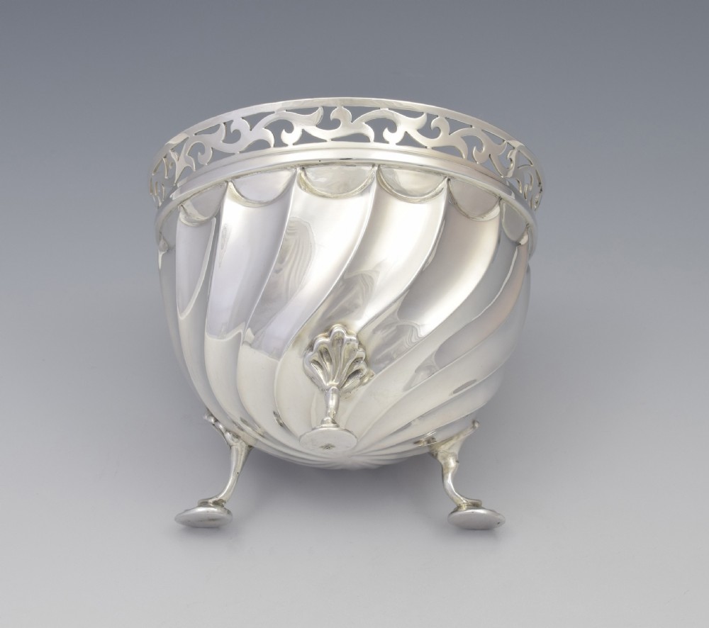 Pretty Edwardian Silver Wrythen Sugar Bowl  View XI