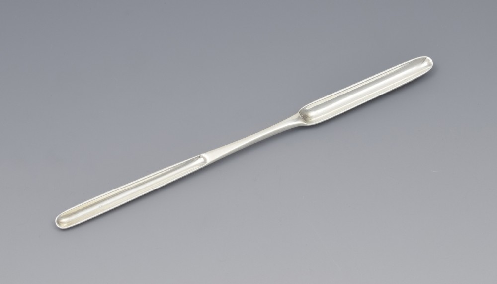 Rare baby miniature Georgian silver marrow scoop spoon View II