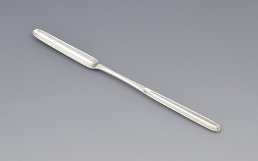 Rare baby miniature Georgian silver marrow scoop spoon View III