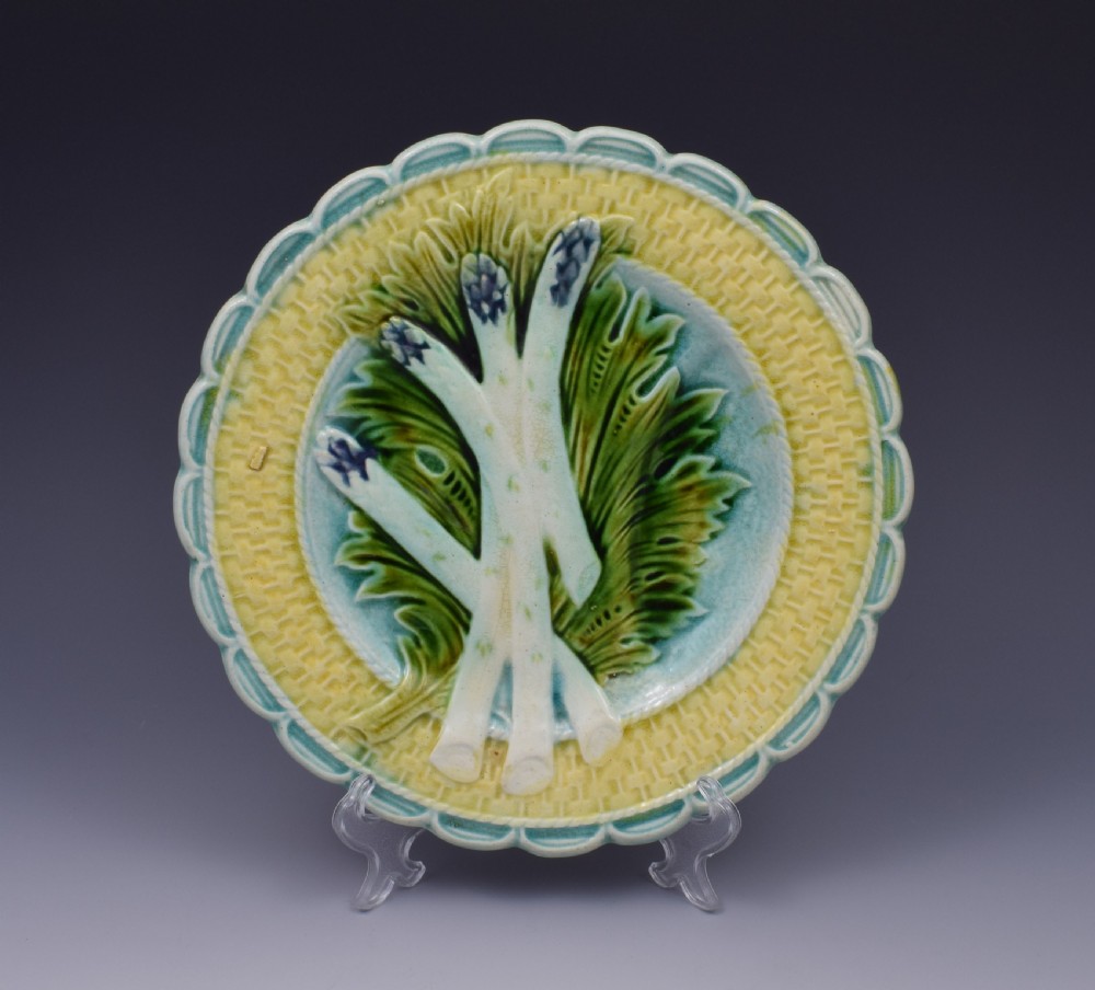 Set 6 Salins-Les-Bains French Majolica Asparagus Plates View VII