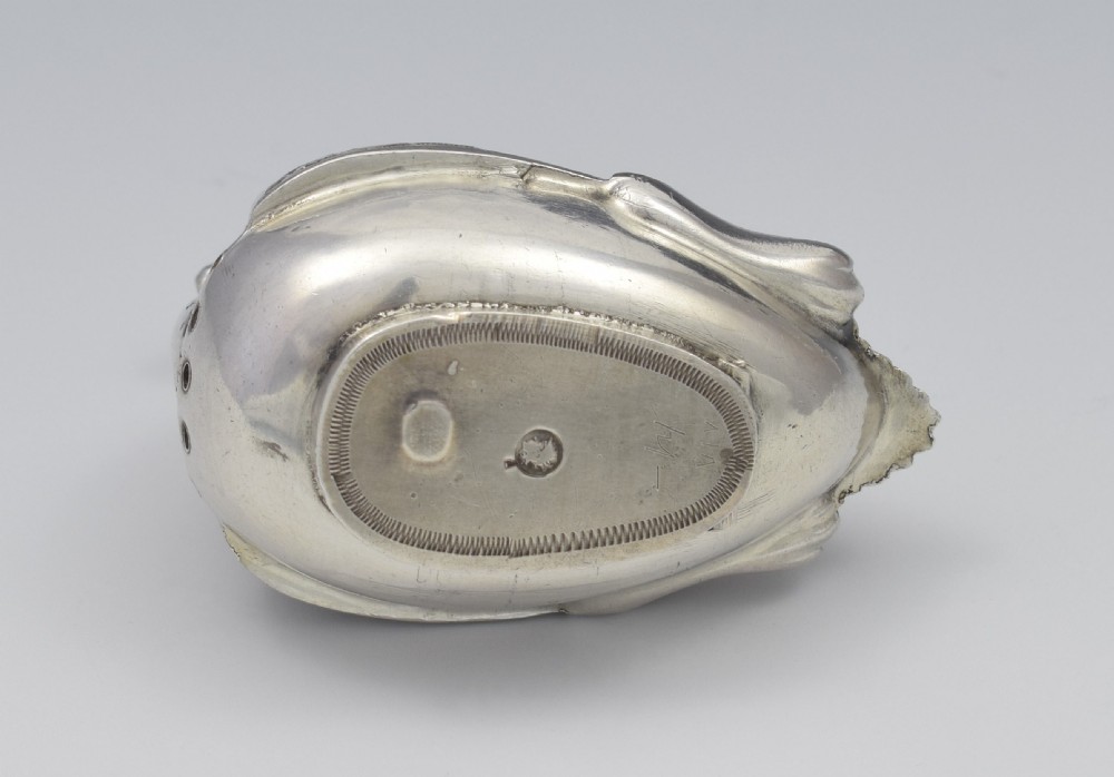 Victorian Imported Dutch Novelty Silver Swan Vinaigrette Sheffield 1895 View XII
