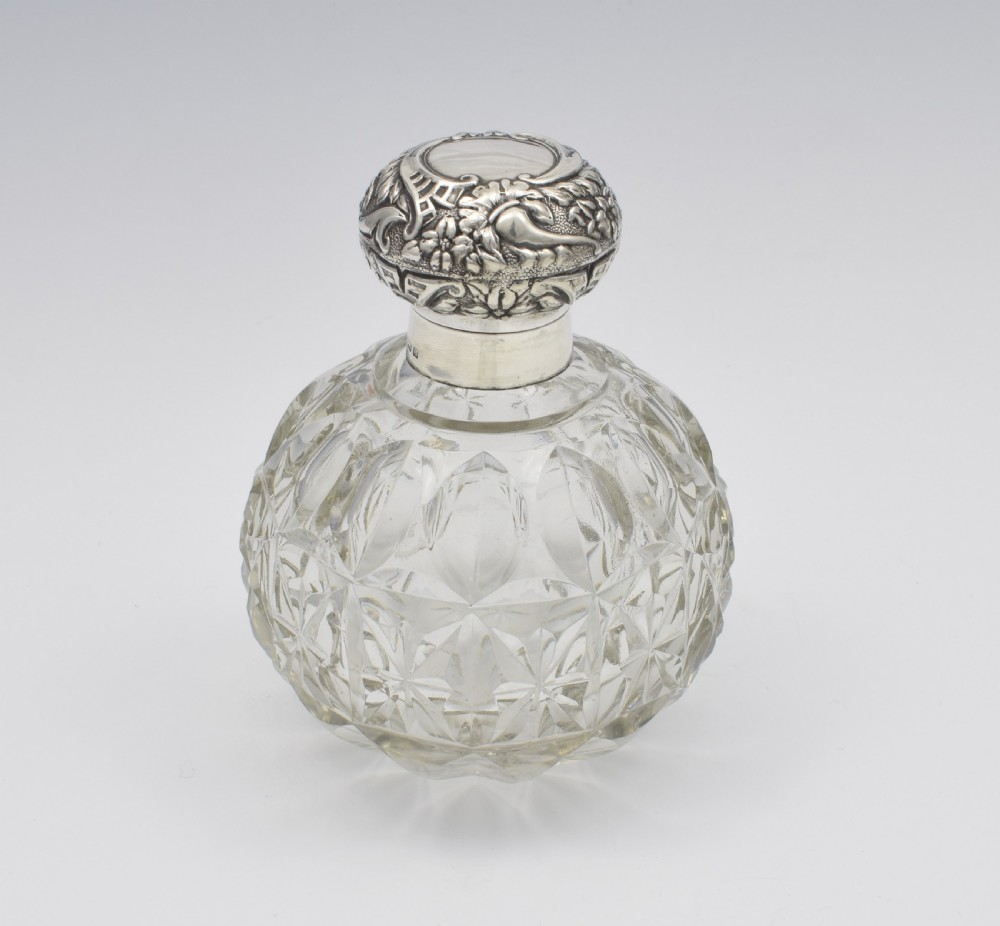 Large Edwardian Silver & Cut Glass Perfume Scent Bottle