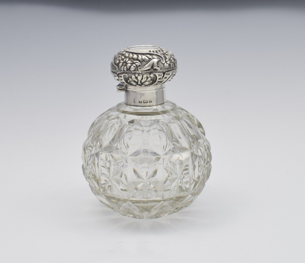 Large Edwardian Silver & Cut Glass Perfume Scent Bottle View IV