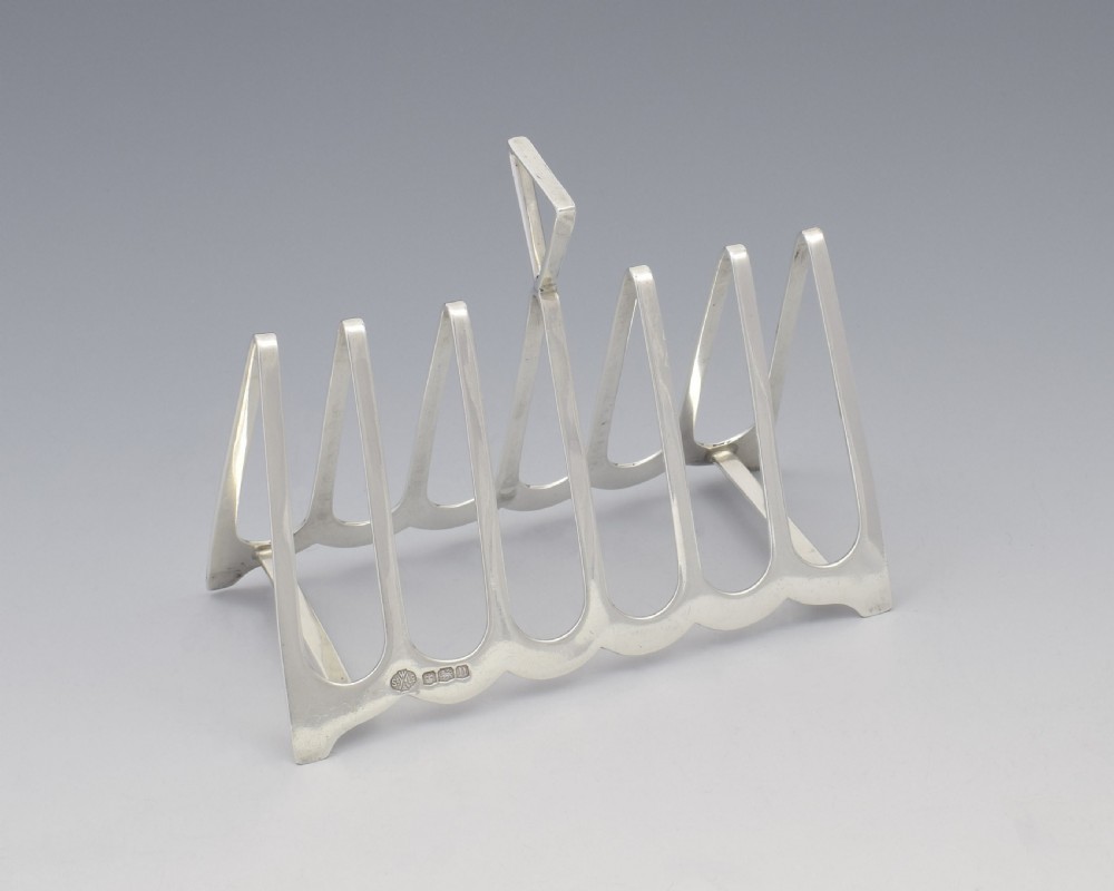 Art Deco Silver Triangular 6 Slice Toast Rack William Hutton View II