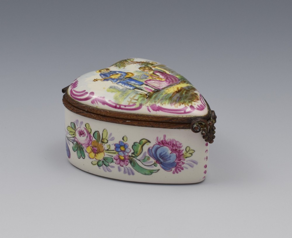 Pretty French Lille Enamel Heart Shape Trinket Jewellery Box View IV
