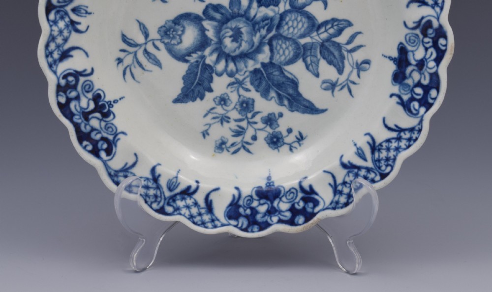 Very Small First Period Worcester Pine Cone Pattern Plate c.1775 View III