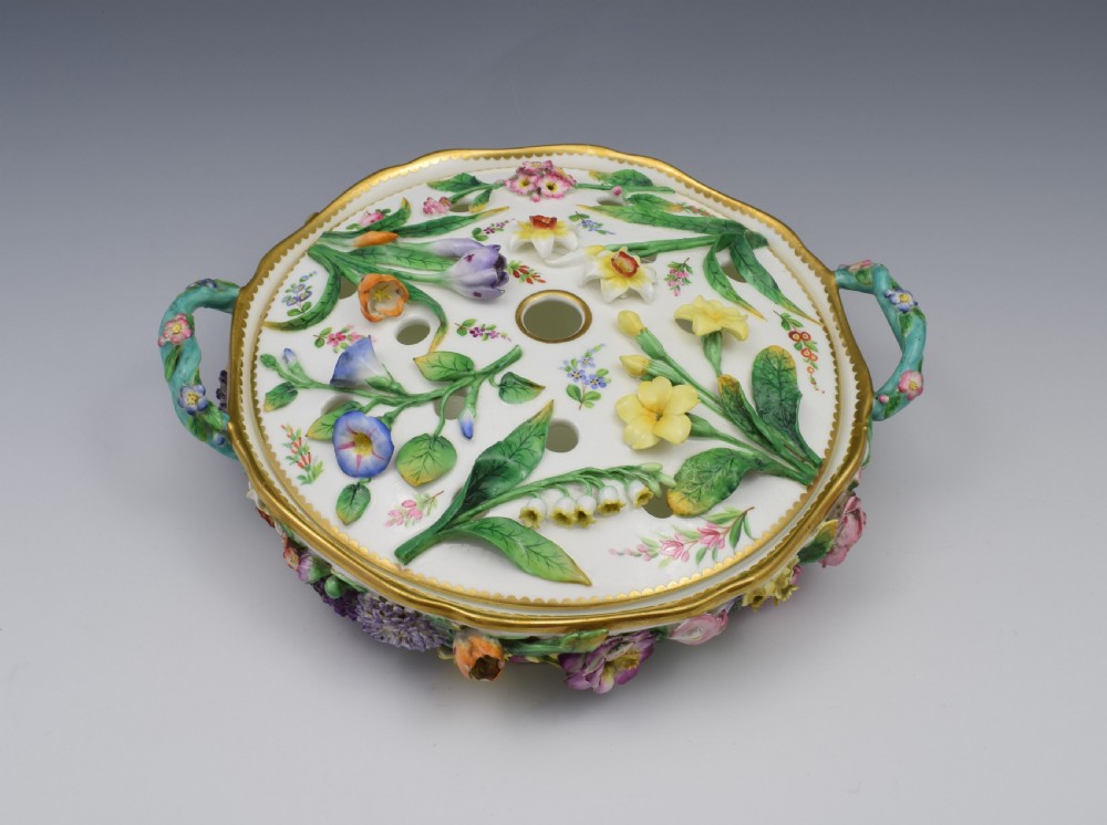 Fine Victorian Minton Regency Style Flower Encrusted Pot Pourri Dish