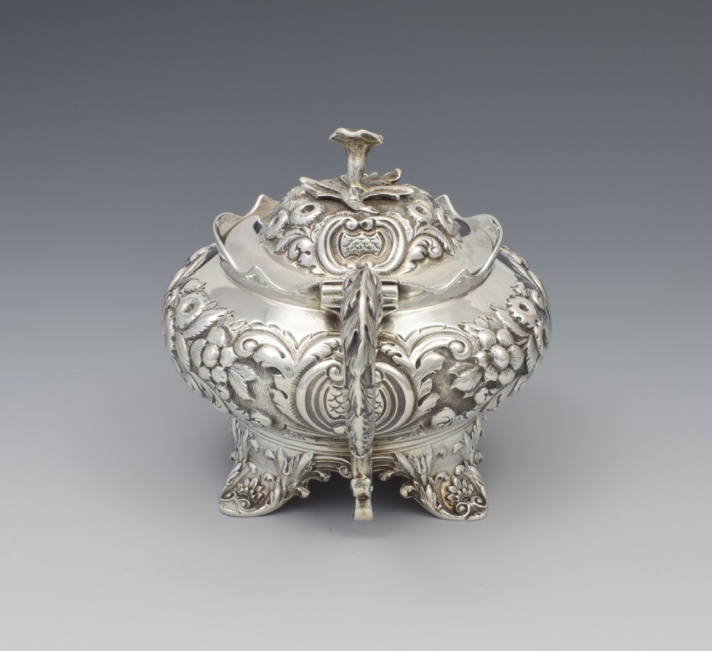 Fine Large William IV Ornate Silver Mustard Pot John, Henry & Charles Lias View IV