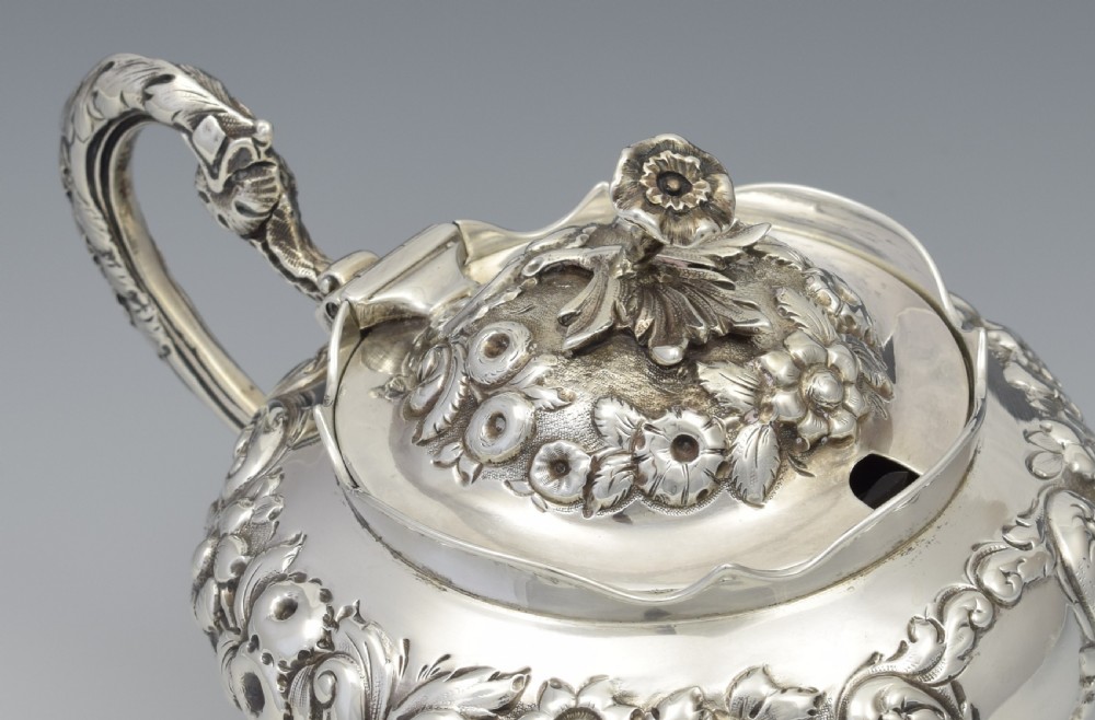 Fine Large William IV Ornate Silver Mustard Pot John, Henry & Charles Lias View X