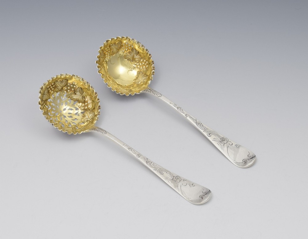Cased Set Exeter Silver Strawberry Set - Dessert Berry Fruit Spoons View IV