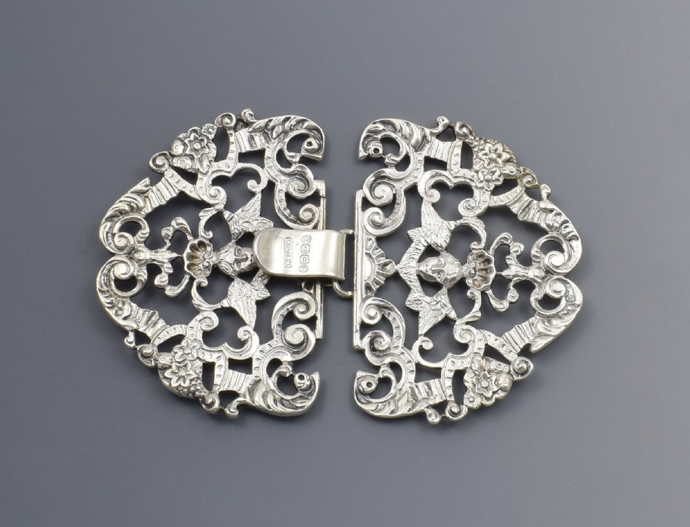 Ornate Victorian Silver Nurse's Buckle Angels W & C Manton