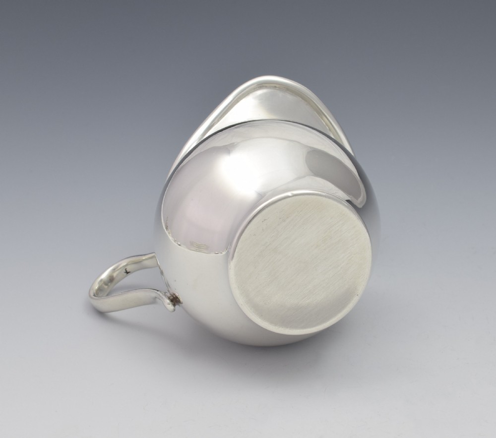 Stylish George V Silver Cream Jug Boyton & Sons View XI