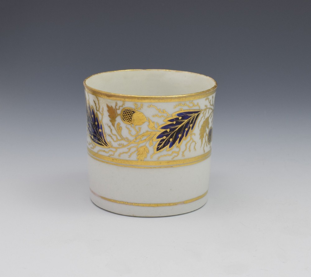 Georgian New Hall Porcelain Coffee Can Oak Leaves Acorns Pattern 524 View II